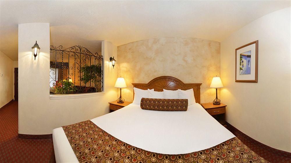 Western Casa Grande Arroyo Grande