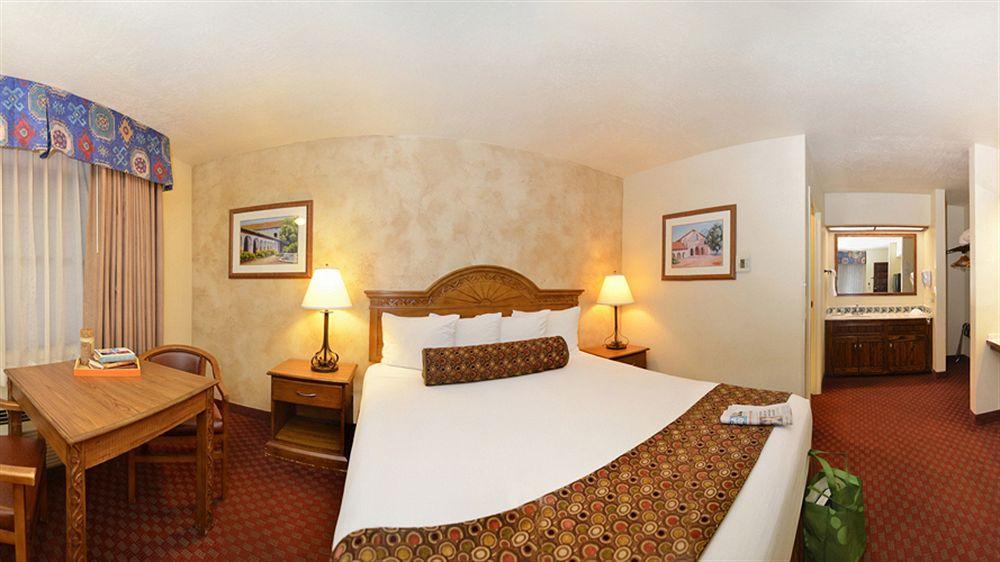 Western Casa Grande Hotel 3*