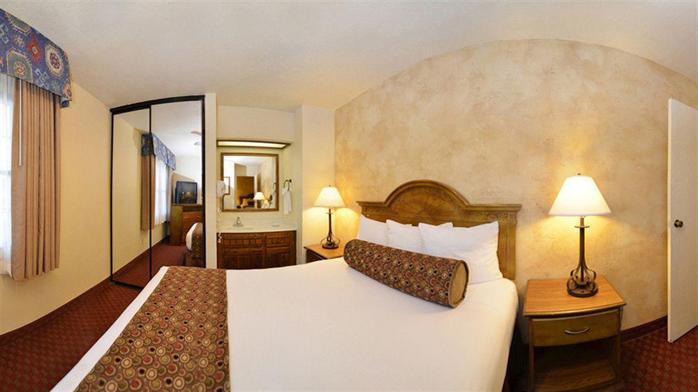 Western Casa Grande 3*